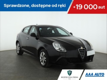 Alfa Romeo Giulietta Nuova II Hatchback 5d 1.6 JTD 16v 105KM 2011 Alfa Romeo Giulietta 1.6 JTDM, Klima, Klimatronic
