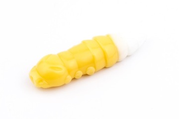GUMA PSTRĄGOWA FISH UP PUPA SEROWA 3,8cm (1,5'') - #134 CHEESE/WHITE