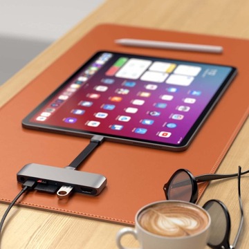 Хаб Satechi-Hub для USB-C 60W HDMI USB-A Mobile Devices Reader Card