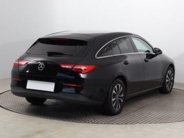 Mercedes CLA C118/X118 Coupe 2.0 200d 150KM 2021 Mercedes CLA 200 d, Navi, Klima, Klimatronic, zdjęcie 4