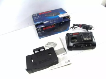 ЗАРЯДНОЕ УСТРОЙСТВО BOSCH GAX 18V-30 + КОРОБКА