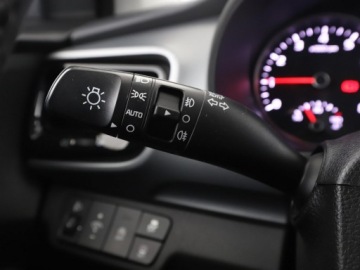 Kia Stonic I Crossover Facelifting 1.0 T-GDI 100KM 2021 Kia Stonic automat kamera tempomat, zdjęcie 31