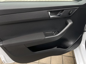 Skoda Fabia IV 1.0 TSI 95KM 2022 Skoda Fabia Ambition ! Czujniki Parkowania ! Tempo, zdjęcie 11