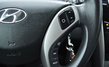 Hyundai i30 II Hatchback 5d 1.4 MPI 100KM 2012 Hyundai i30 1.4 Benzyna Klimatyzacja Cz.parkowania 1.4 Benzyna 99KM, zdjęcie 22