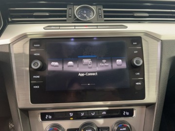 Volkswagen Passat B8 Limousine 1.8 TSI BlueMotion Technology 180KM 2017 Volkswagen Passat 1.8 TSI DSG Solon PL, zdjęcie 18