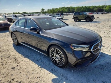 Mercedes Klasa E W214 2024 Mercedes-Benz Klasa E 350 4matic 2024 2.0 Benzyna 255KM, zdjęcie 4