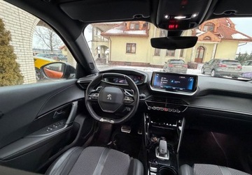 Peugeot 2008 II SUV 1.2 PureTech 130KM 2021 Peugeot 2008 1.2 Benzyna 130KM, zdjęcie 11