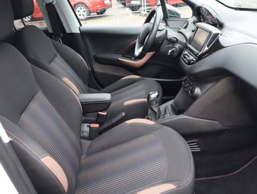 Peugeot 208 I Hatchback 3d 1.2 VTI 82KM 2013 Peugeot 208 1.2 PureTech, Klima, Tempomat, zdjęcie 8