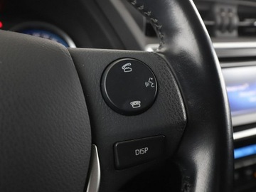Toyota Auris II Hatchback 5d 1.8 HSD 136KM 2014 Toyota Auris HEV klima auto kamera i czujniki, zdjęcie 29
