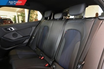 BMW Seria 1 F70 2024 BMW Seria 1 118iService InclusiveAdaptacyjne Reflektory LEDFotel Sportowy, zdjęcie 16