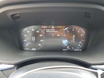 Volvo XC60 II 2021 Volvo XC 60 T5 Momentum 2021 2.0l 2.0 Benzyna 250KM, zdjęcie 9