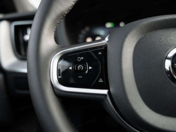 Volvo XC60 II 2026 VOLVO XC60 B5 AWD Ultra Black Edition Suv 2.0 (264KM) 2026, zdjęcie 8