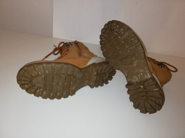 Skórzane buty firmy Ecco z Hydromax. Rozmiar 36.