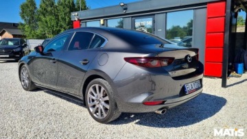 Mazda 3 IV Sedan 2.0 Skyactiv-G 122KM 2019 Mazda 3 2.0BENZ manual Navi kamera head up podgrz kierownica 2.0 Benzyna, zdjęcie 1