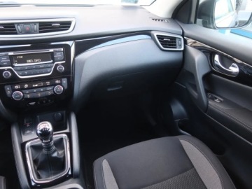 Nissan Qashqai II Crossover 1.2 DIG-T 115KM 2017 Nissan Qashqai 1.2 DIG-T, Salon Polska, Klima, zdjęcie 7