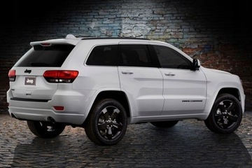 JEEP GRAND CHEROKEE IV WK2 14-21 ЗАДНИЕ ГАЛОГЕННЫЕ КРЫШКИ