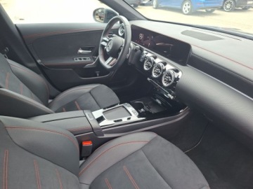 Mercedes CLA C118/X118 Coupe Facelifting 1.3 200 163KM 2025 Mercedes-Benz CLA 200 Salon PL / Keyless go / Nigh, zdjęcie 11
