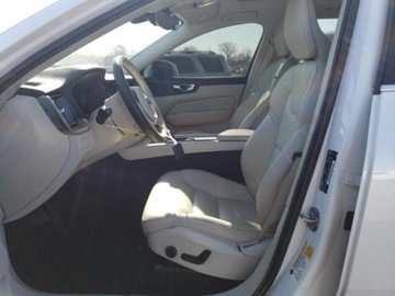 Volvo XC60 II 2022 Volvo XC 60 2022 VOLVO XC60 T8 RECHARG , silnik 2.0, naped 44, od ubezpiec, zdjęcie 6