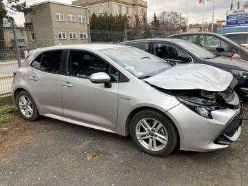 Toyota Corolla XII 2019 Toyota Corolla 1.8 Hybryda Salon PL Model 2020