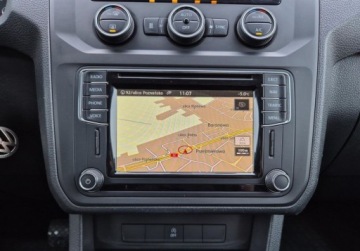 Volkswagen Caddy IV Kombi Maxi 2.0 TDI SCR BlueMotion Technology 150KM 2016 Volkswagen Caddy SalonPL Comfortline 2.0TDI 150KM DSG Hak WEBASTO Kamera A, zdjęcie 24