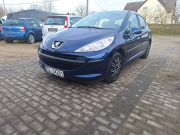 Peugeot 207 Hatchback 5d 1.6 HDi 109KM 2007 Peugeot 207 Klimatyzacja serwisowany HDI 1.6, zdjęcie 1