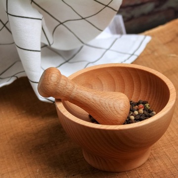 ДЕРЕВЯННАЯ СТУПКА С ПЕСТИНИКОМ ДЛЯ КУХОННЫХ ТРАВ