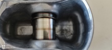 ПОРШЕНЬ PEUGEOT_MINI_ BMW_116_PEUGEOT 77L65