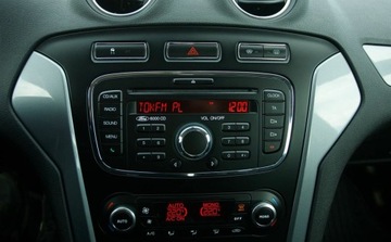 Ford Mondeo IV Kombi 2.0 Duratec Flexifuel 145KM 2012 Ford Mondeo LIFT 2.0 benzyna 145KM Podgrzewane Fotele Grzana szyba Climatr, zdjęcie 16