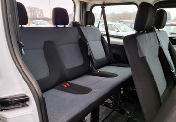 Opel Vivaro B Kombi Extra Long H1 2,9t 1.6 BiTurbo 125KM 2017 Opel Vivaro 1,6 Diesel 125km 6-Biegow Klima Serwis 9-osob 1.6 Diesel, zdjęcie 25