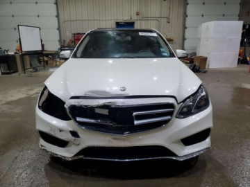 Mercedes Klasa E W212 2015 Mercedes-Benz Klasa E 2015 r., 3,5L 350 4MATIC 3.5 Benzyna 302KM, zdjęcie 1