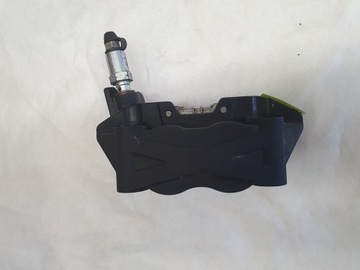 ZACISK HAMULCOWY PRZEDNI YAMAHA YZF125 R125 2019+
