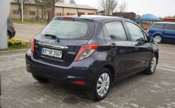 Toyota Yaris III Hatchback 5d 1.33 Dual VVT-i 99KM 2011 Toyota Yaris 1.3B Navi Kamera 2 KPL Opon Sprowadzony Oplacony 1.3, zdjęcie 10