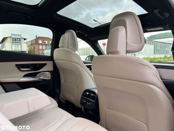 Mercedes Klasa E W214 2025 Mercedes-Benz Klasa E Mercedes-Benz Klasa E 220 d 4-Matic AMG 2.0 Diesel, zdjęcie 3