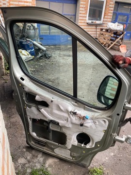 DVEŘE LEVÉ PŘEDNÍ TRAFIC VIVARO 01-14