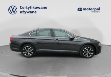 Volkswagen Passat B8 Limousine Facelifting 2.0 TSI 190KM 2021 Volkswagen Passat Business Pakiety, ACC, Ladowarka indukcyjna, GPS, ergoC, zdjęcie 12