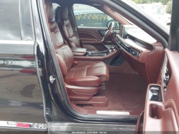 Lincoln Aviator 2022 Lincoln Aviator Black Label 2022 3.0 Benzyna 400KM, zdjęcie 10