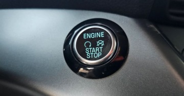 Ford Kuga III 2019 Ford Kuga 2019r. Benzyna 138,000 km 1.5 Benzyna 176KM, zdjęcie 18