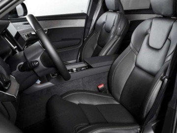 Volvo XC90 II SUV Plug-In Facelifting 2024 2.0 T8  455KM 2025 VOLVO XC90 T8 AWD Plug-In Hybrid Ultra Dark Suv 2.0 (455KM) 2025, zdjęcie 7