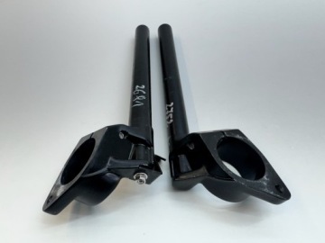 РУЛЕВОЕ КОЛЕСО ПРАВОЕ ЛЕВОЕ TRIUMPH 600 2004