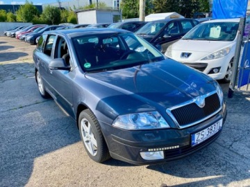 Skoda Octavia II Kombi 2.0 TDI CR DPF 140KM 2008 Skoda Octavia Automat 2.0 Diesel 140KM, zdjęcie 3