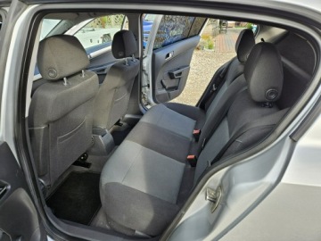Opel Astra H Hatchback 5d 1.6 Twinport ECOTEC 105KM 2007 Opel Astra Opłacona Zdrowa Zadbana Serwisowana, zdjęcie 8