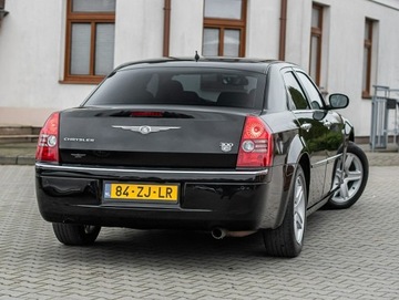 Chrysler 300C I Sedan 2.7 i V6 24V 193KM 2009 Chrysler 300C Luxury ! 2.7i V6 193KM ! Super Stan, zdjęcie 2