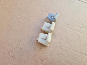 UCHWYT OSŁONY PRZECIWSŁONECZNEJ HYUNDAI GETZ