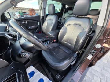 Hyundai ix35 SUV R 2.0 CRDi 136KM 2010 Hyundai ix35 2.0 136PS NAVI PANORAMA Skora Alu Piekny Gwarancja 2.0 136KM, zdjęcie 17