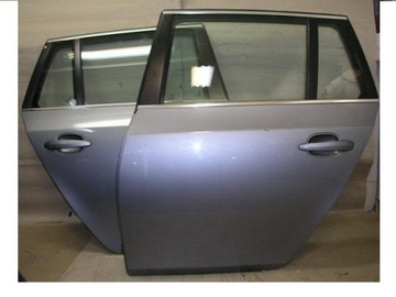 BMW 5 E61 E 61 KOMBI DVEŘE PRAVÉ ZADNÍ