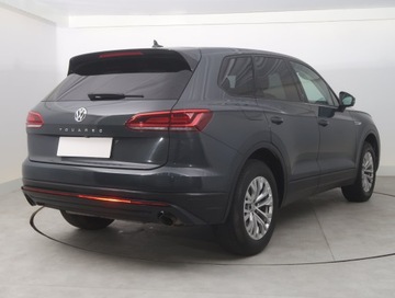 Volkswagen Touareg III SUV 3.0 V6 SCR TDI 231KM 2020 VW Touareg 3.0 TDI, Serwis ASO, 227 KM, 4X4, zdjęcie 4