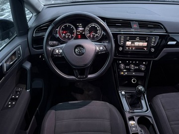 Volkswagen Touran III 1.6 TDI 110KM 2016 Volkswagen Touran 1.6TDI 110KM 2016 Comfortline,, zdjęcie 4