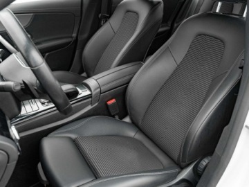 Mercedes CLA C118/X118 2020 Mercedes CLA 180 GD8A206#180 Progressive 7G-DCT, zdjęcie 13