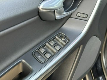 Volvo XC60 I SUV Facelifting 2.0 D4 DRIVE-E 181KM 2014 Volvo XC 60 Xenon, Navi, LED, Grzane fotele, Clima, zdjęcie 21