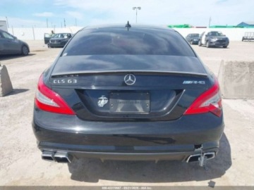 Mercedes CLS W218 2012 Mercedes-Benz CLS 63 AMG 2012 5.5l 5.5 Benzyna 518KM, zdjęcie 4